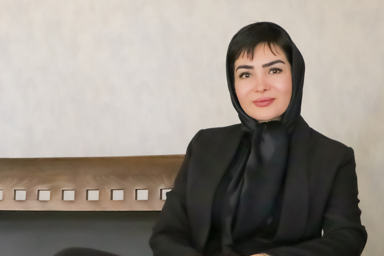 نرگس حاتمیان